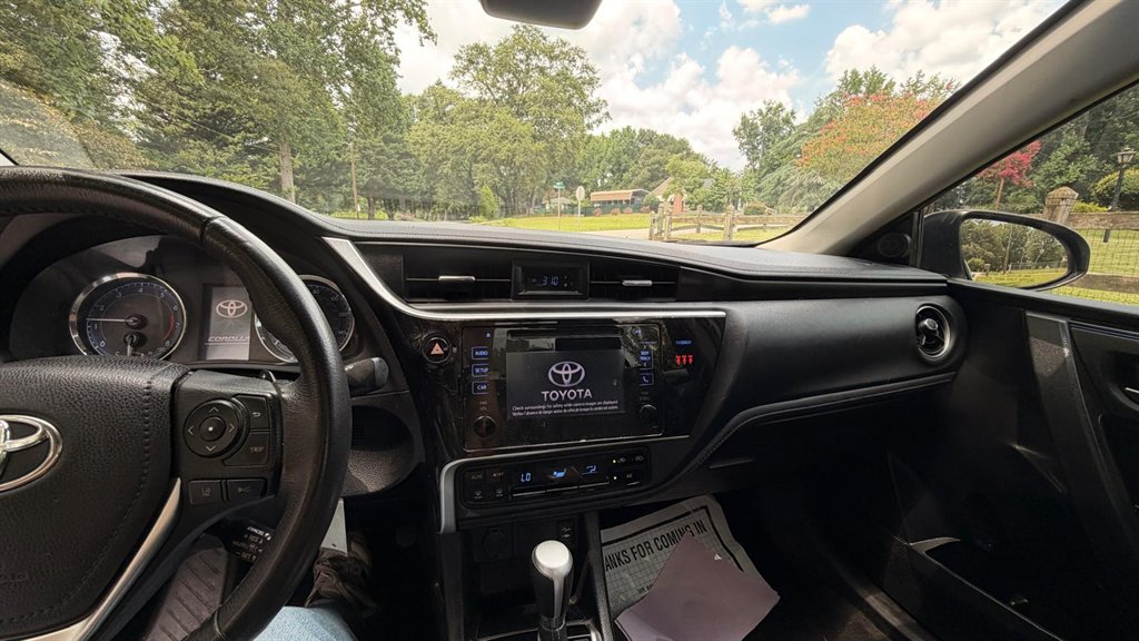 2018 Toyota Corolla - $14,995