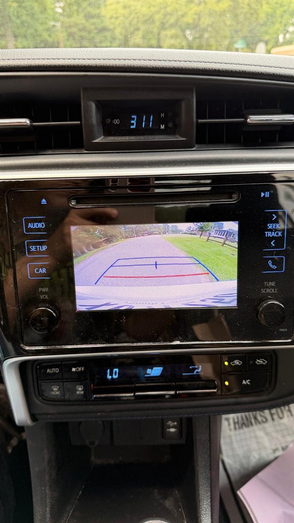 2018 Toyota Corolla - $14,995