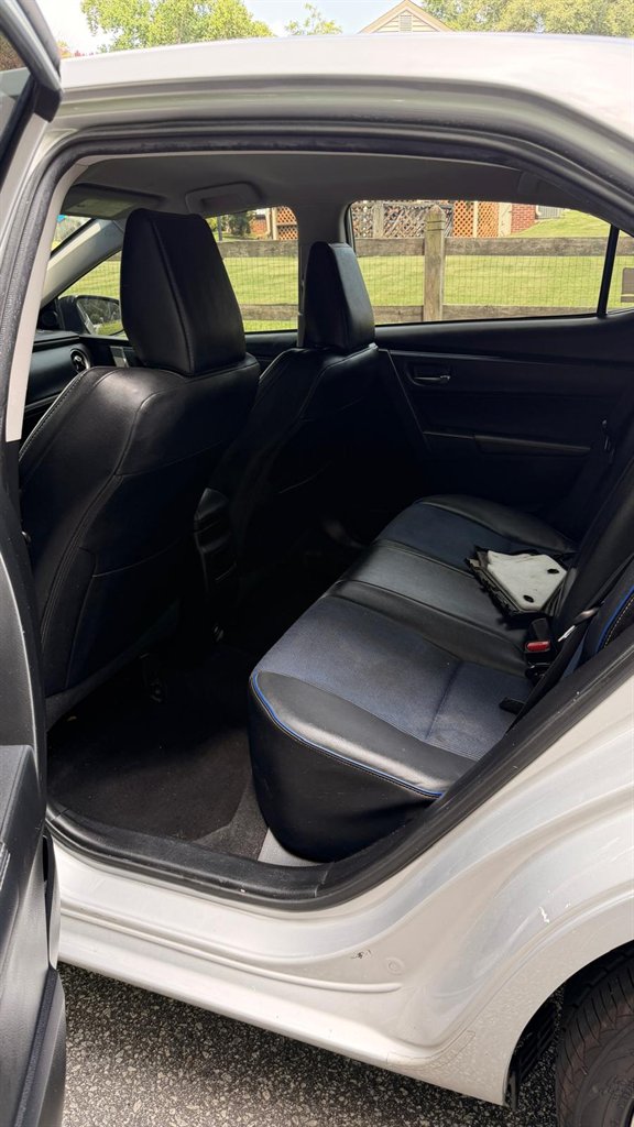 2018 Toyota Corolla - $14,995