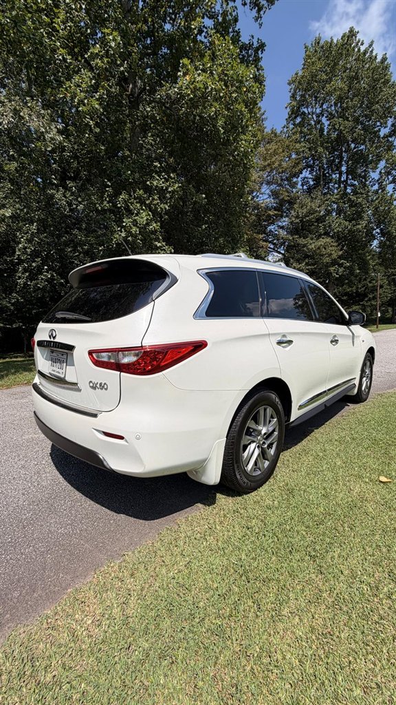 2015 INFINITI QX60 - $12,495