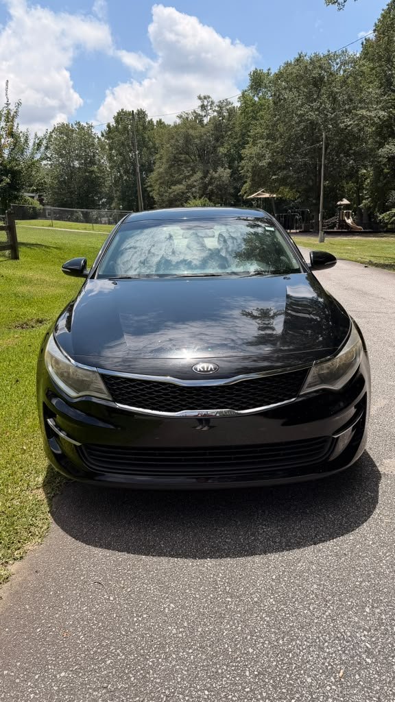 2016 Kia Optima - $14,995
