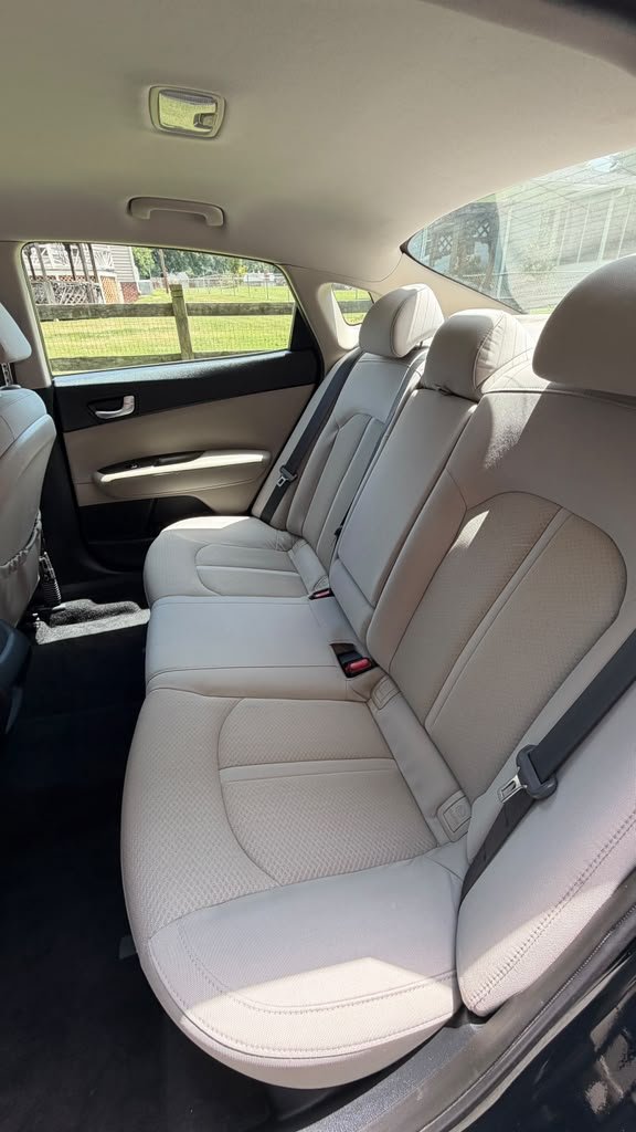 2016 Kia Optima - $14,995