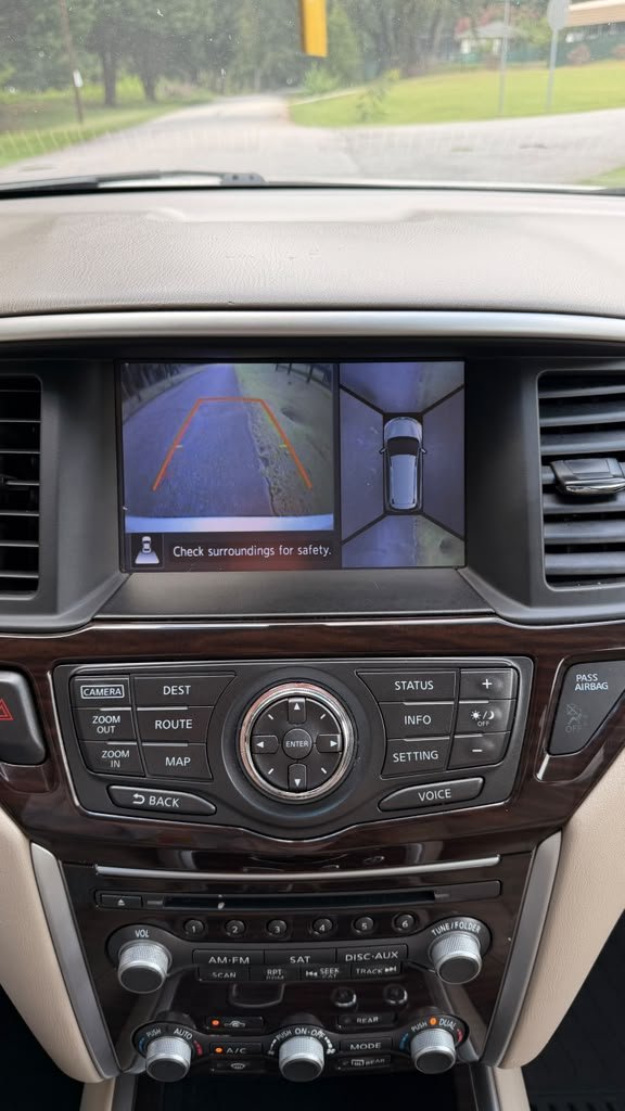 2014 Nissan Pathfinder - $11,995