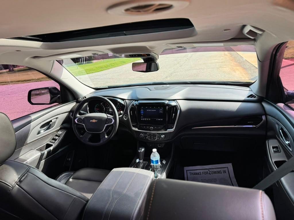 2020 Chevrolet Traverse - $20,995
