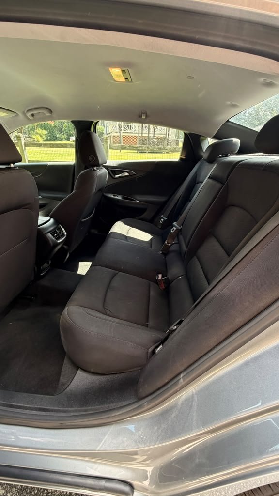 2023 Chevrolet Malibu - $15,995
