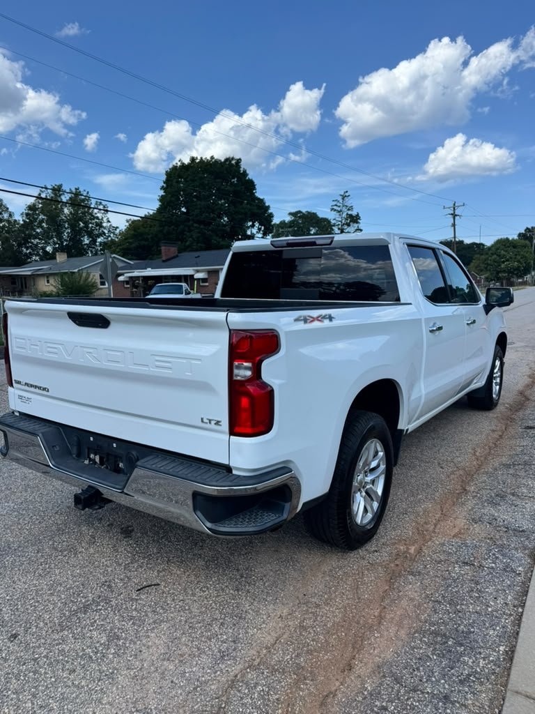 2019 Chevrolet Silverado - $25,495