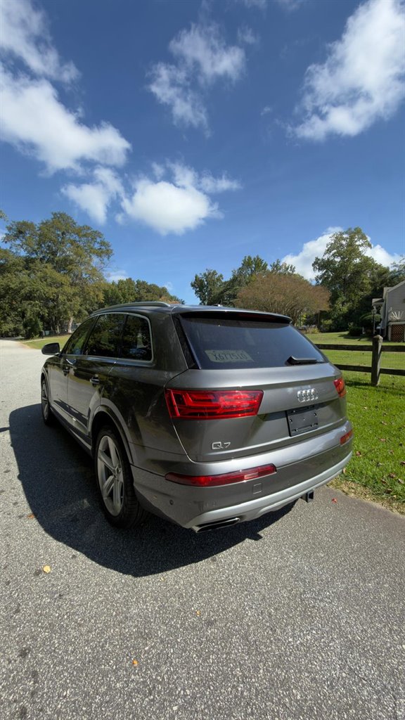 2019 Audi Q7 - $19,995