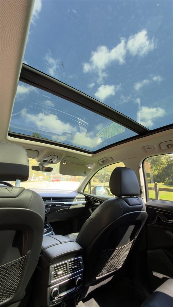 2019 Audi Q7 - $19,995