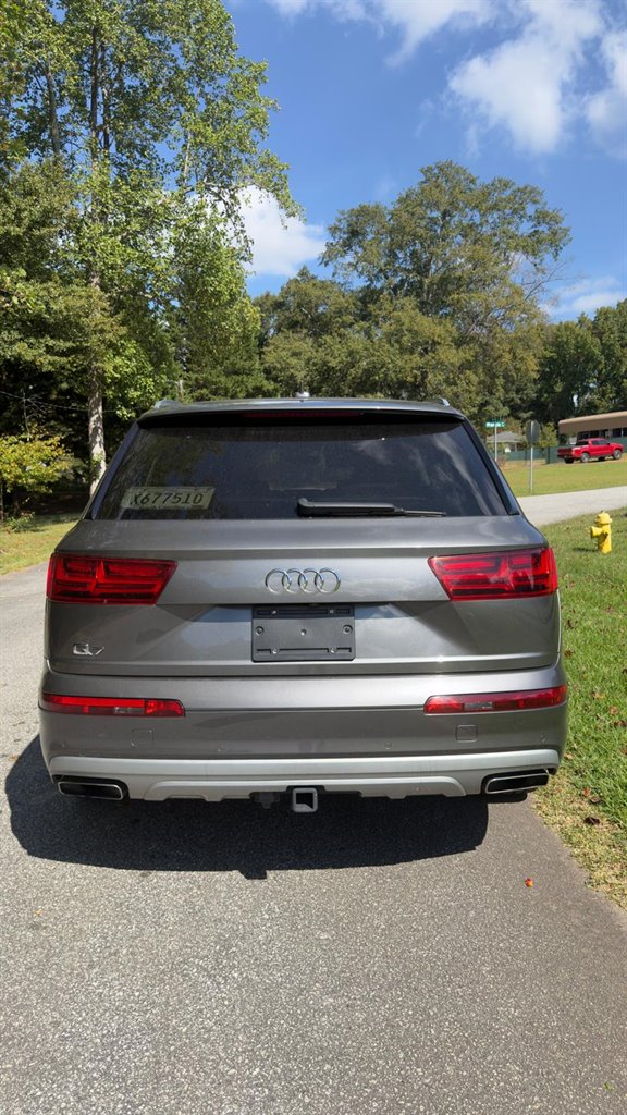 2019 Audi Q7 - $19,995