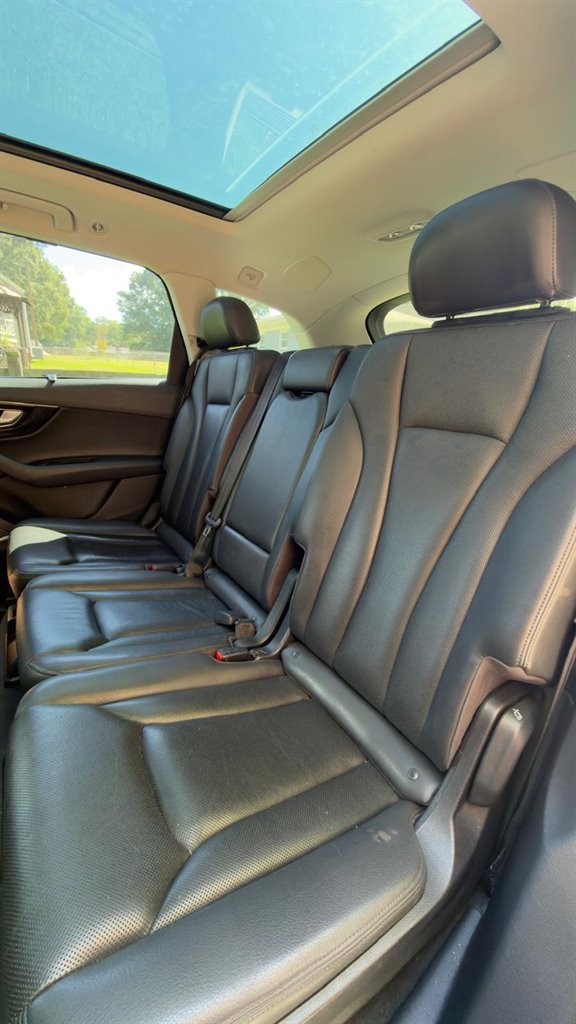 2019 Audi Q7 - $19,995