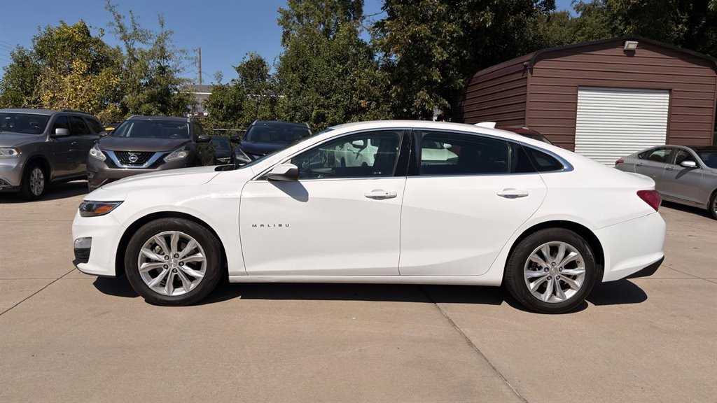 2020 Chevrolet Malibu - $12,995