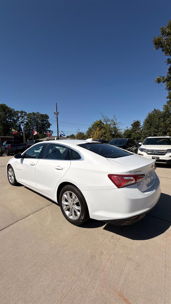 2020 Chevrolet Malibu - $12,995