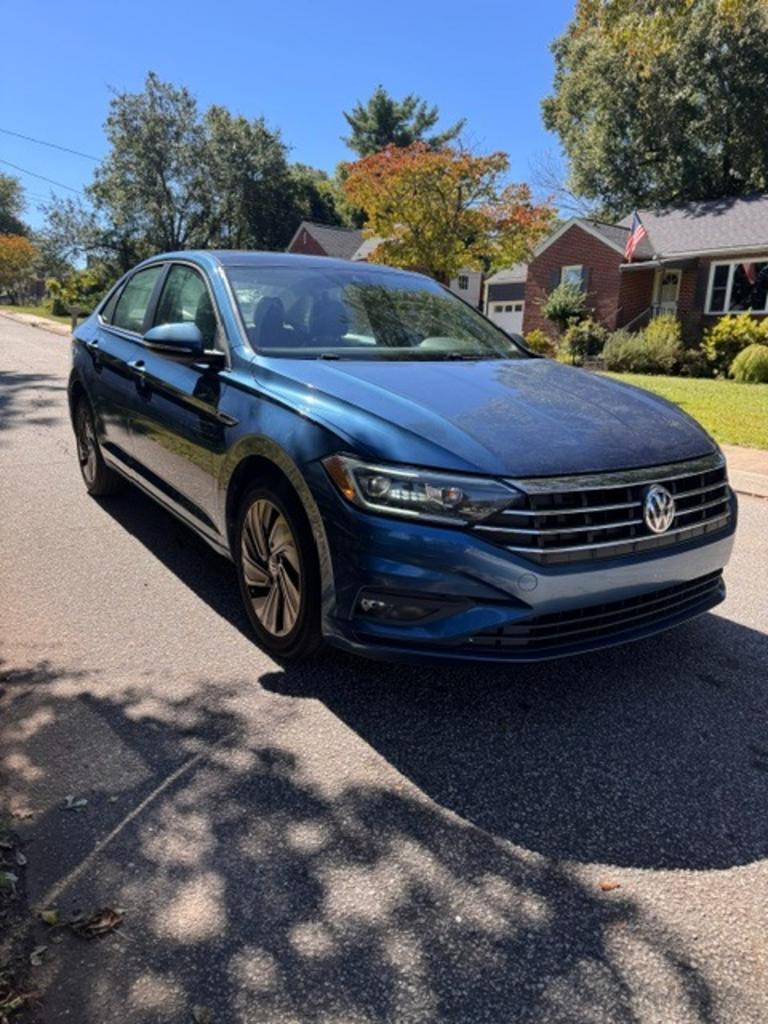 2019 Volkswagen Jetta - $13,495