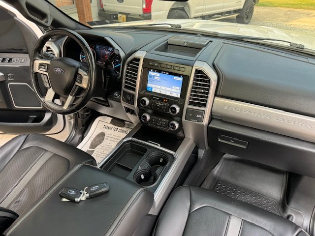 2019 Ford F250sd Platinum photo