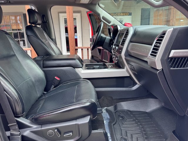 2017 Ford F250sd Lariat photo