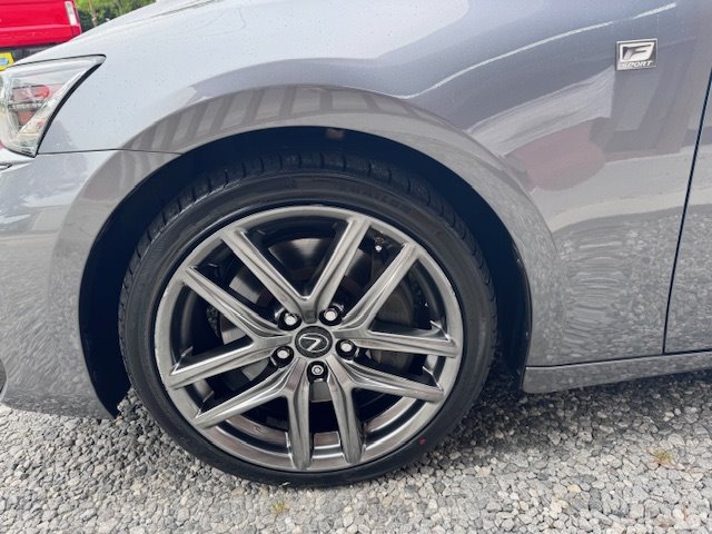 2018 Lexus IS 300 photo