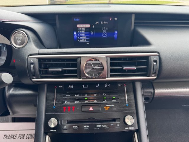 2018 Lexus IS 300 photo