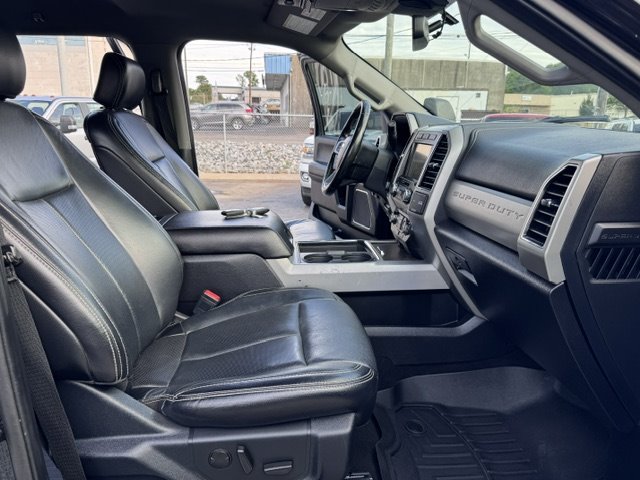 2020 Ford F350 - $37,500