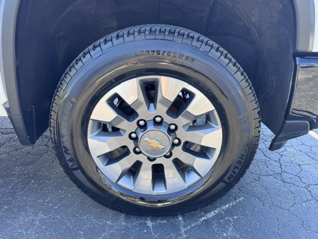 2024 Chevrolet Silverado 2500 - $38,500