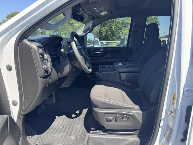 2024 Chevrolet Silverado 2500 - $38,500