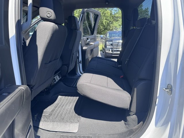 2024 Chevrolet Silverado 2500 - $38,500