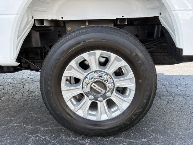 2022 Ford F-250 - $29,500