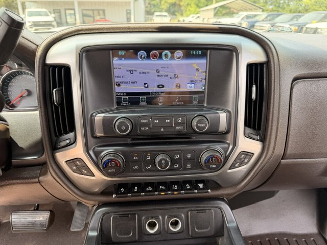 2017 Chevrolet Silverado 2500 - $26,500