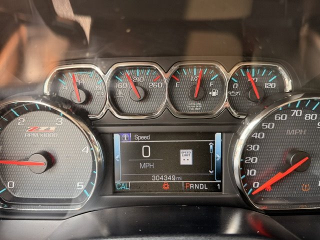 2017 Chevrolet Silverado 2500 - $26,500