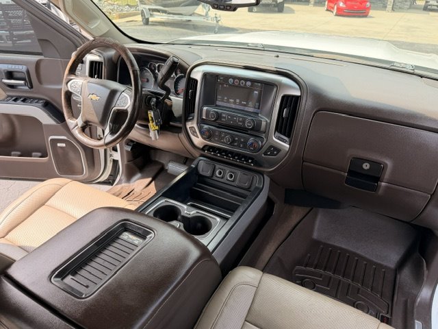 2017 Chevrolet Silverado 2500 - $26,500