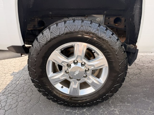 2017 Chevrolet Silverado 2500 - $26,500