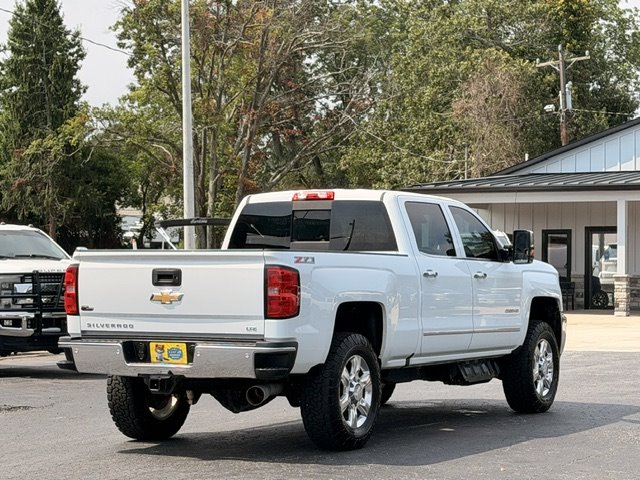 2017 Chevrolet Silverado 2500 - $26,500