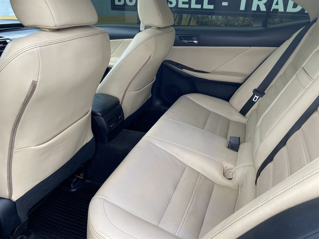 2014 Lexus IS