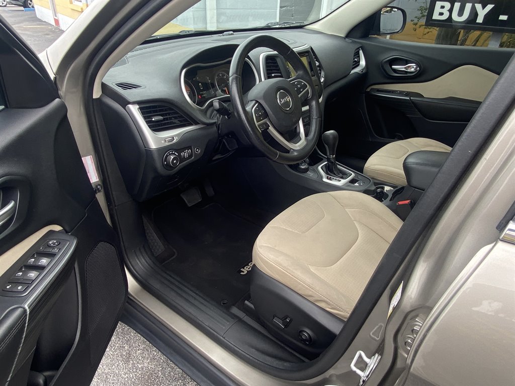 2016 Jeep Cherokee