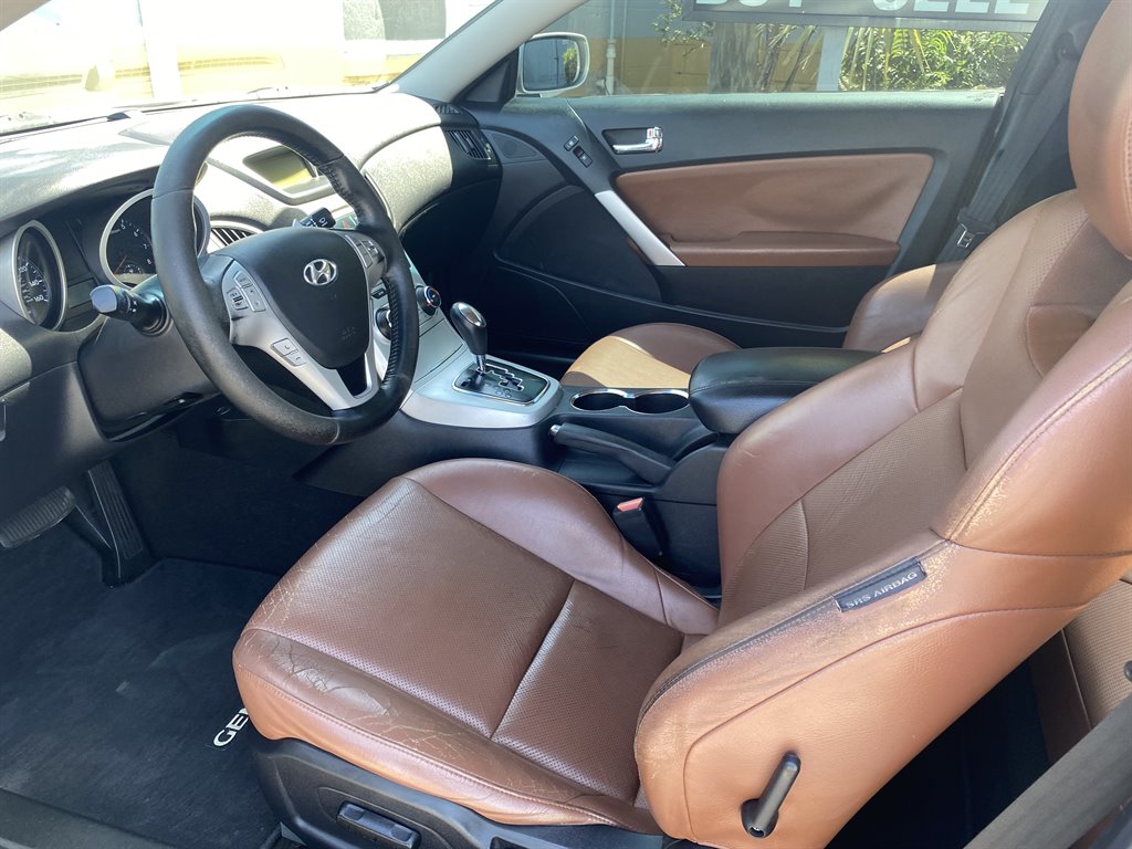2010 Hyundai Genesis