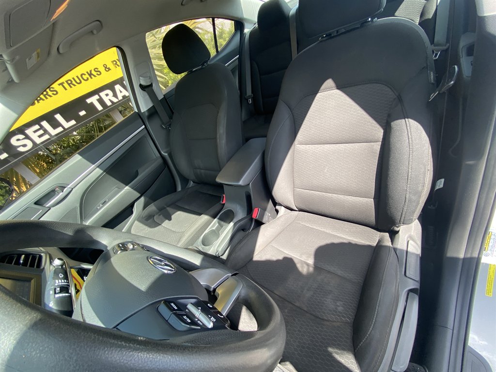 2019 Hyundai Elantra