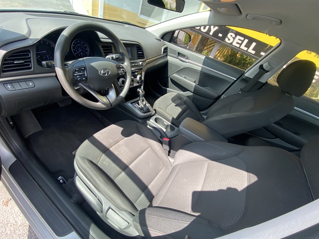 2019 Hyundai Elantra