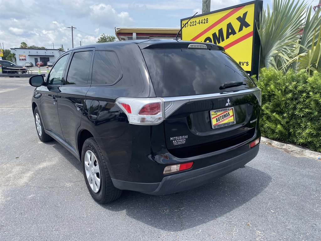 2014 Mitsubishi Outlander