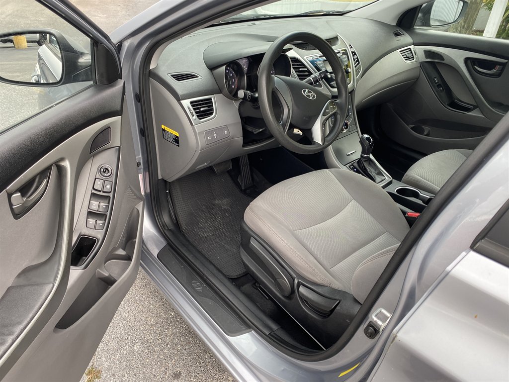 2016 Hyundai Elantra