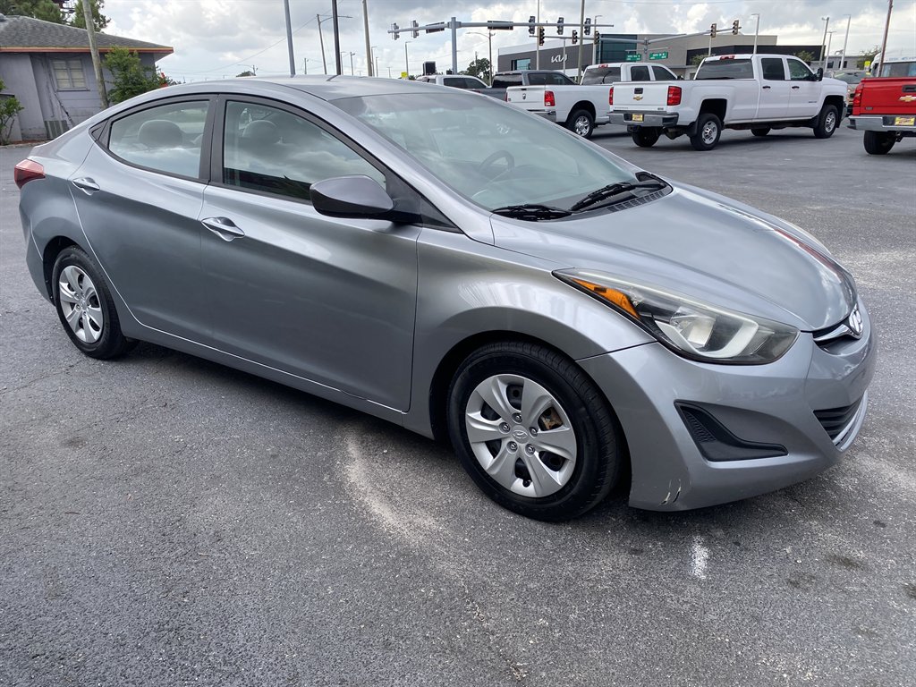 2016 Hyundai Elantra