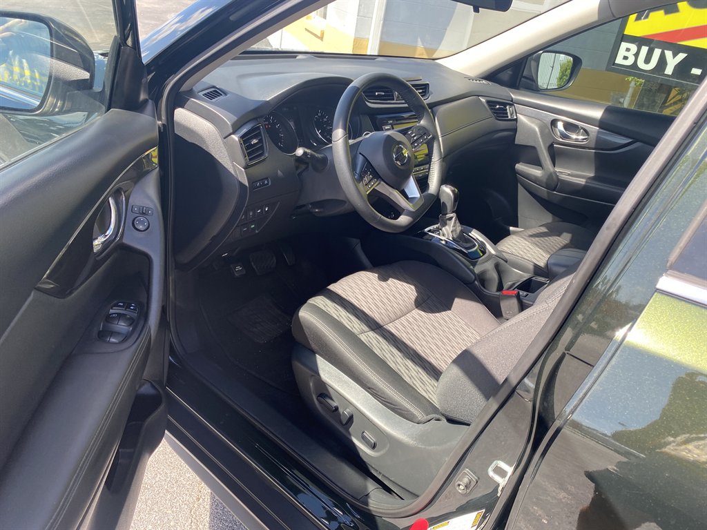 2020 Nissan Rogue