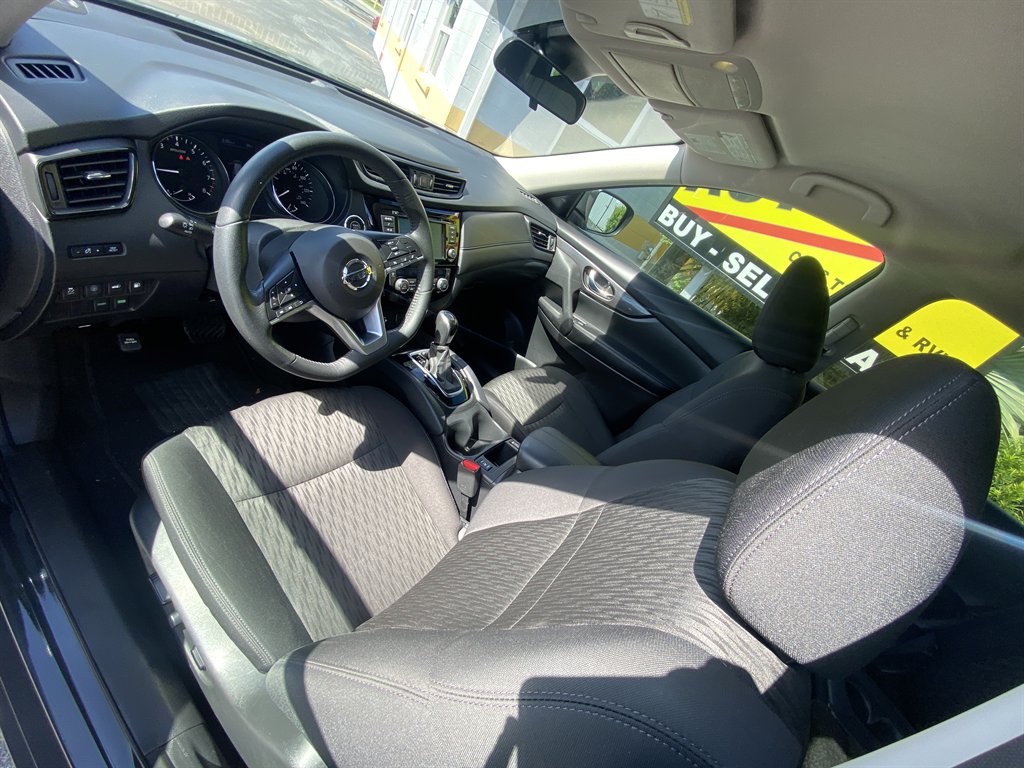 2020 Nissan Rogue