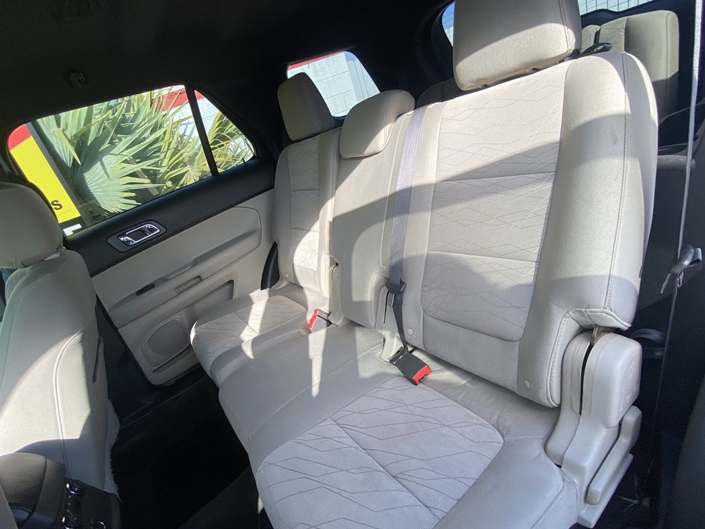 2015 Ford Explorer