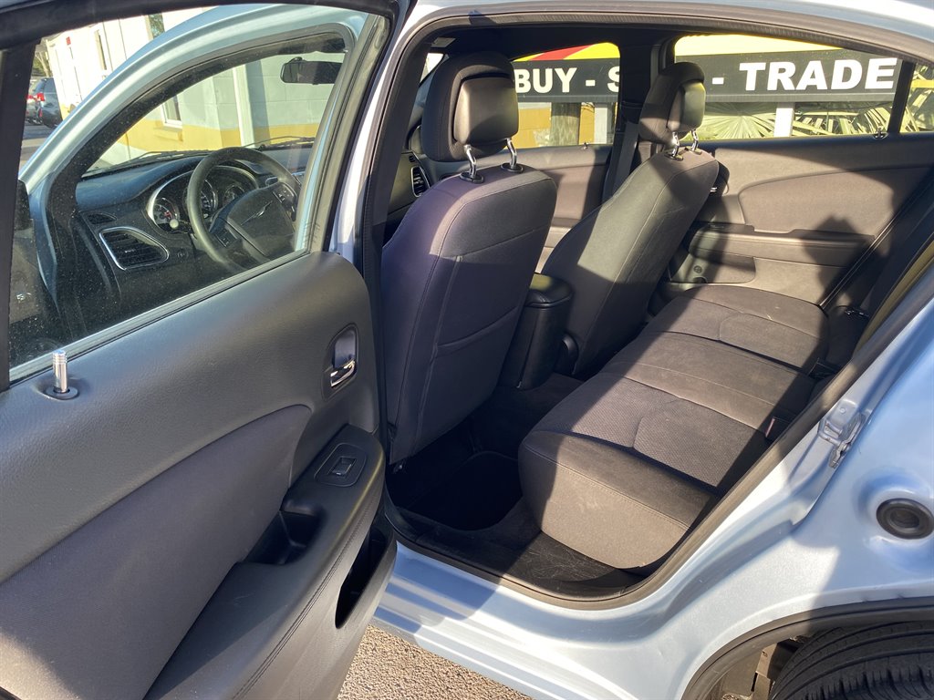 2013 Chrysler 200