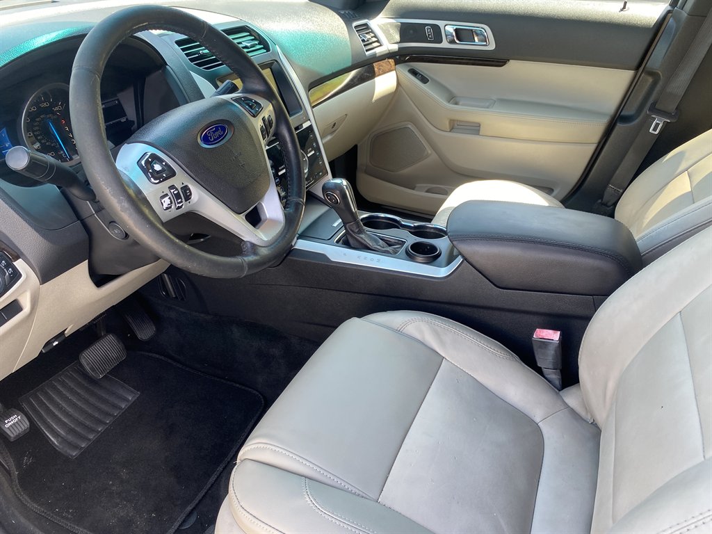 2015 Ford Explorer