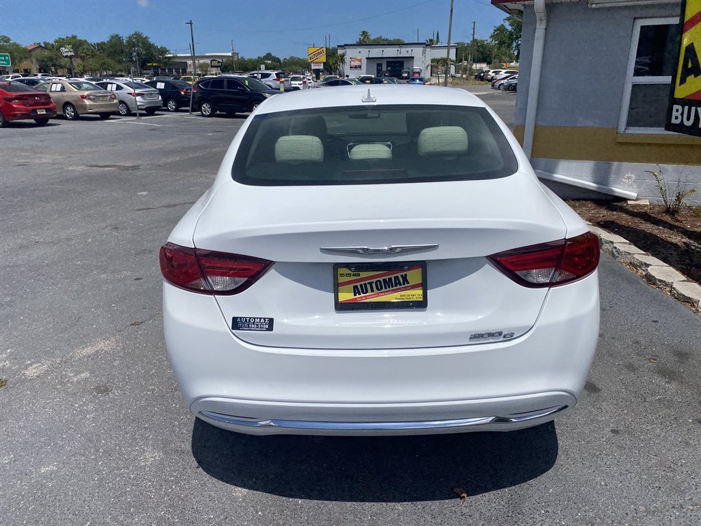 2015 Chrysler 200