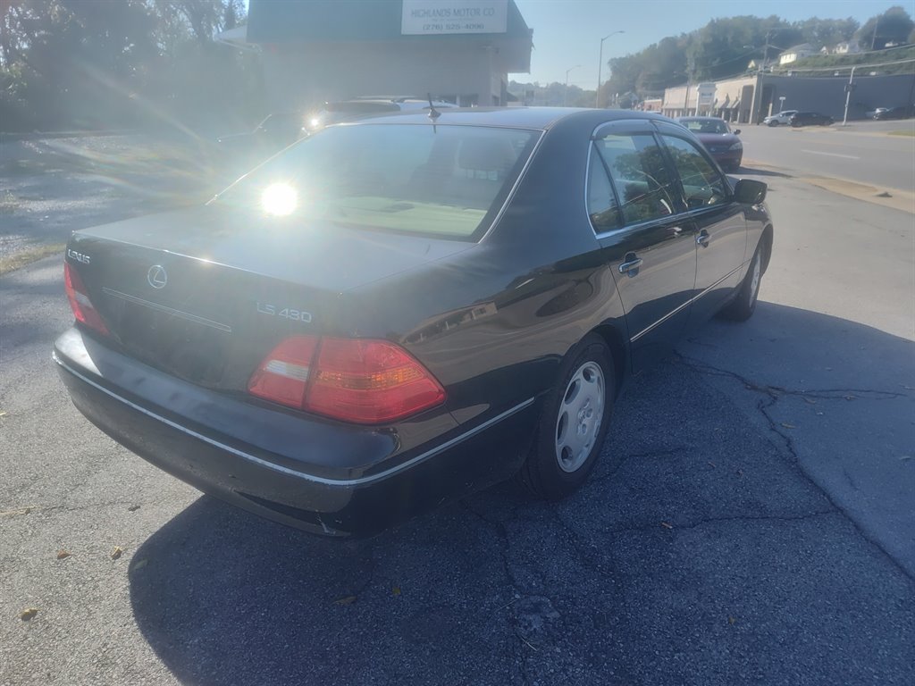 2001 Lexus LS
