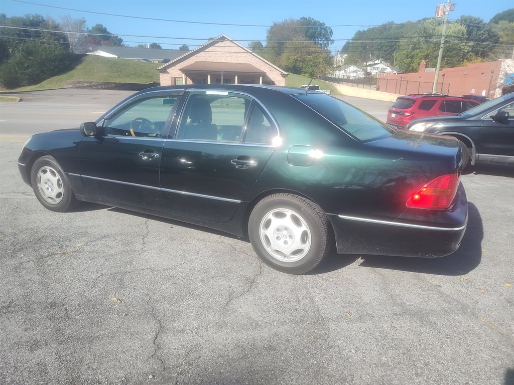2001 Lexus LS