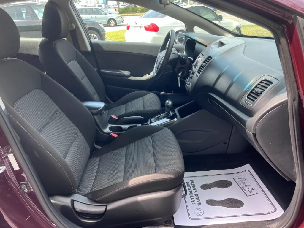 2017 KIA Forte Sedan - $12,950
