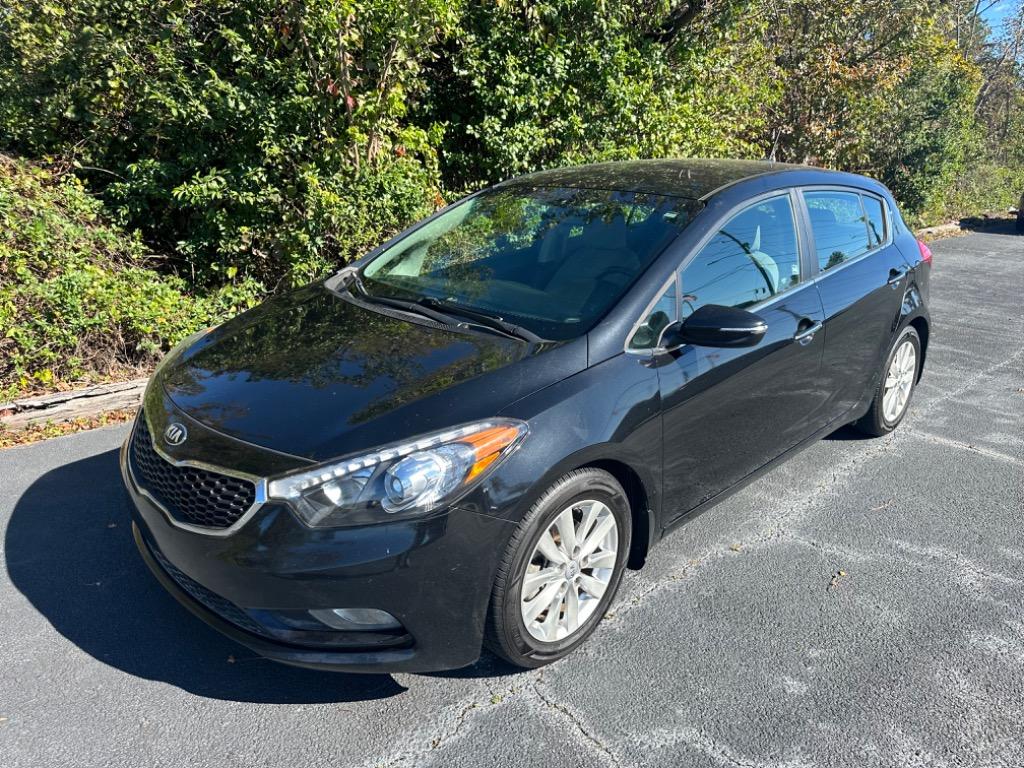 2015 Kia Forte - $9,375