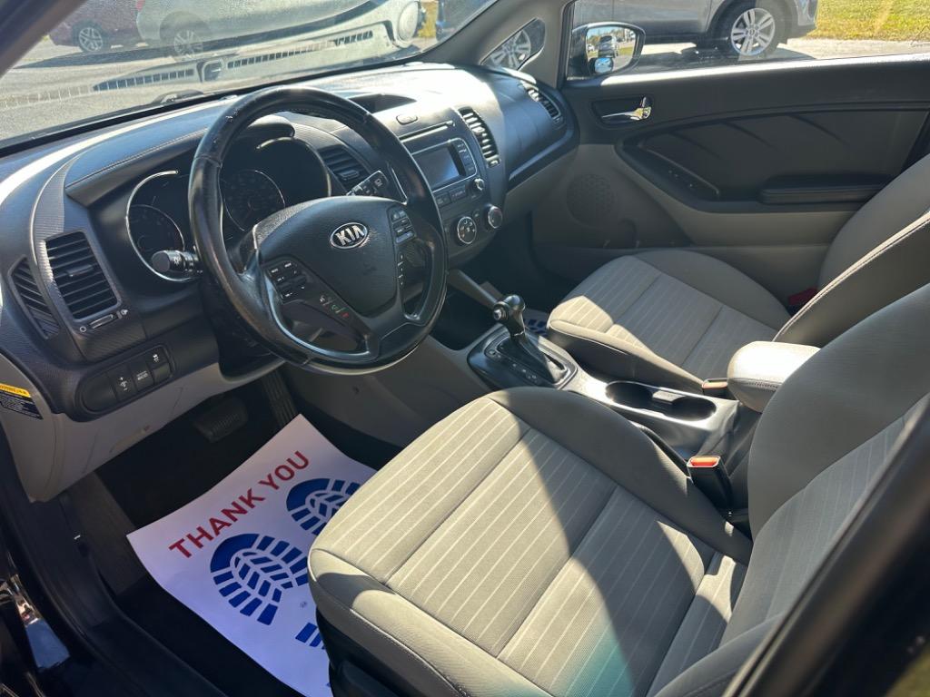 2015 Kia Forte - $9,375